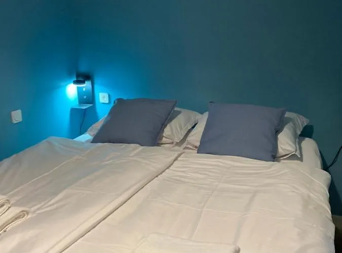 G76 Free Parking شقة *