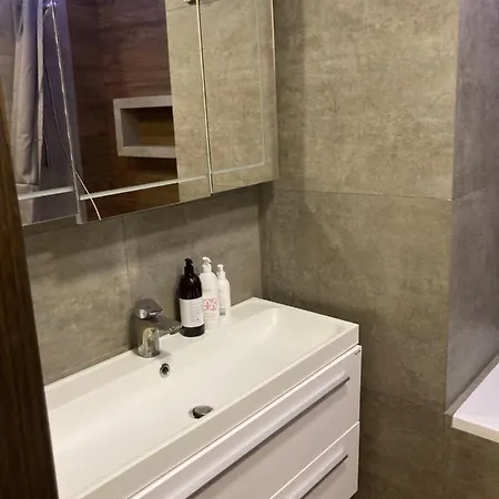 G76 Free Parking Cracovia